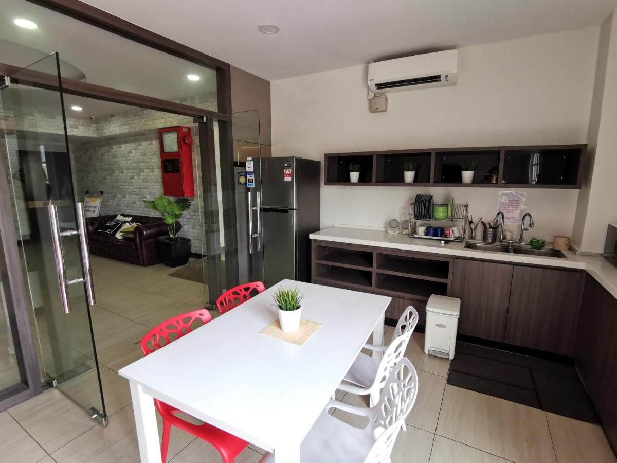 Beryll Boutique Hotel Cyberjaya Esterno foto